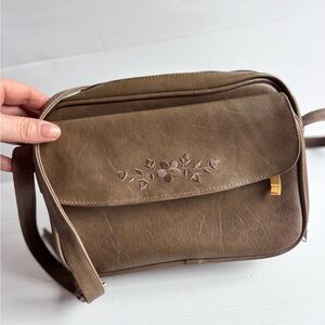 Vintage Organizer Crossbody Gift for Moms Floral Embroidered Purse